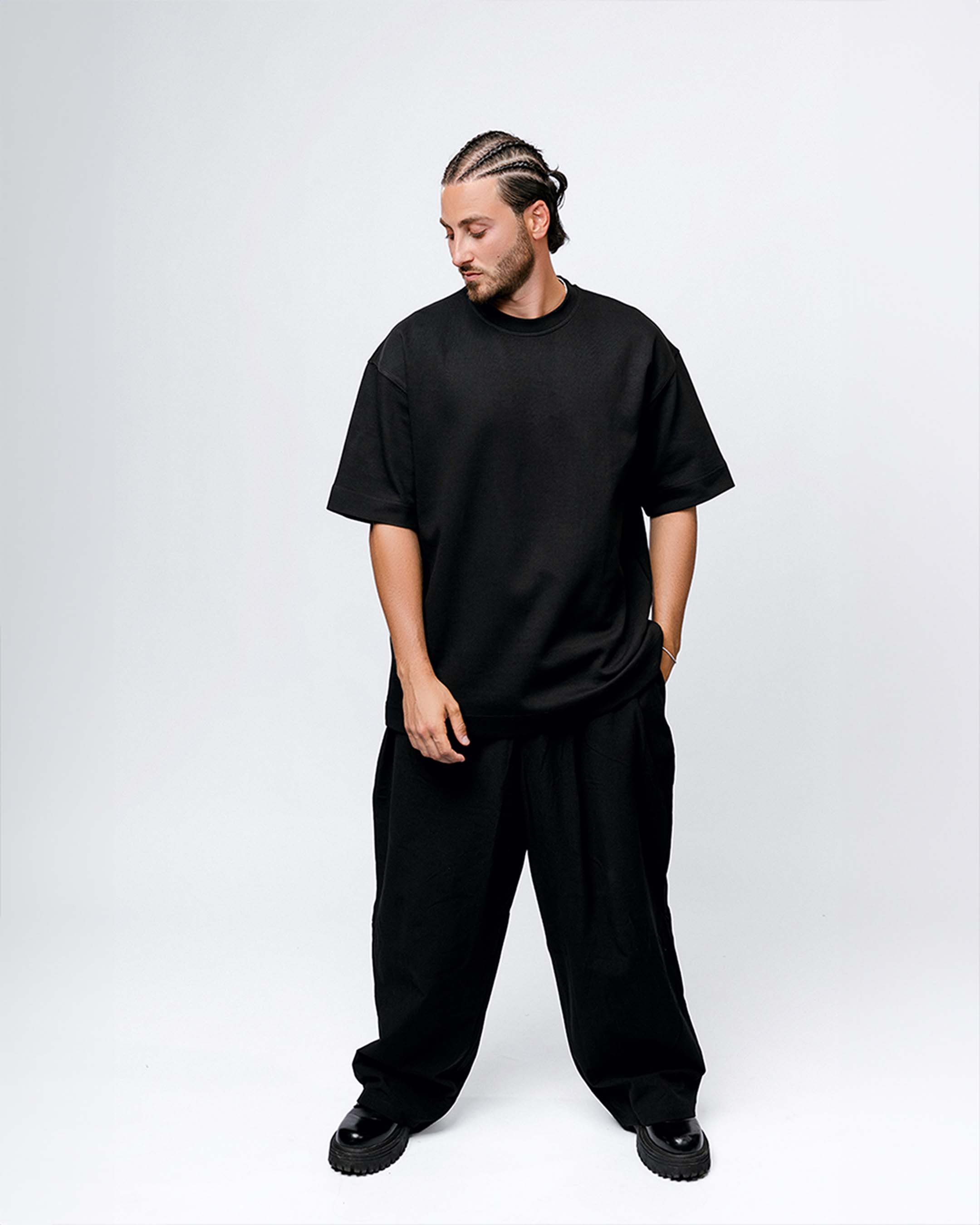 The RŪYA Essential|Black / White