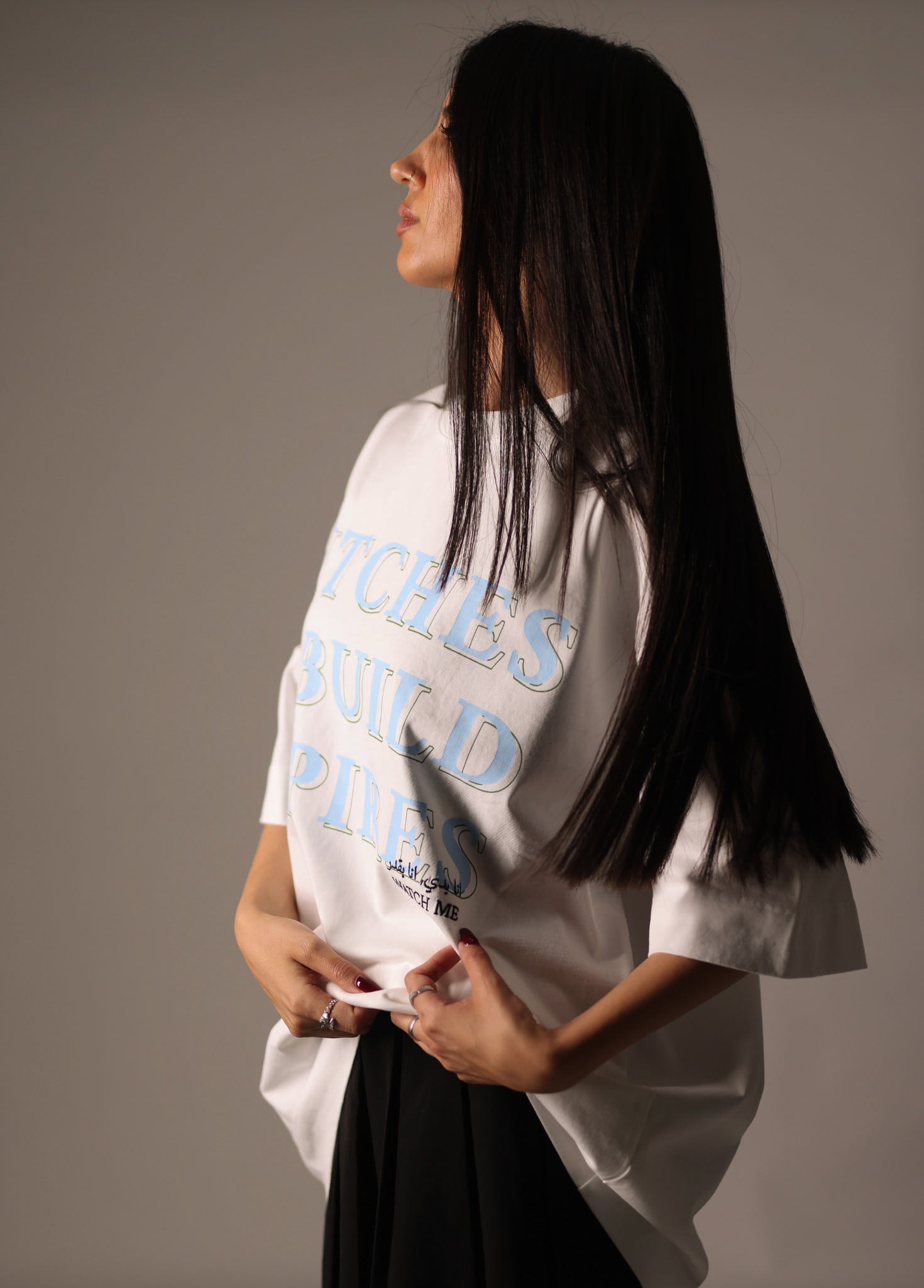 EMPIRE STATE OF HER بيلا حديد T-SHIRT